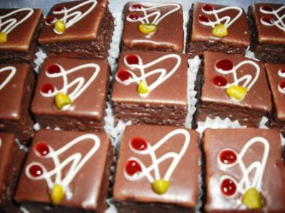 407 - Petit Fours